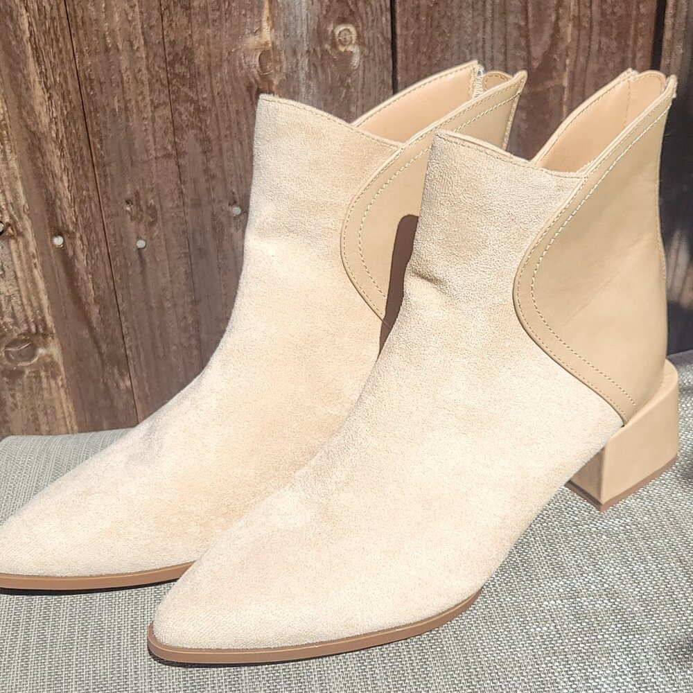 Ankle booties by Journee Collection NWOT